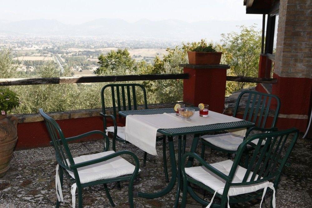 فندق Il Poggio Dei Pettirossi بيفانيا المظهر الخارجي الصورة
