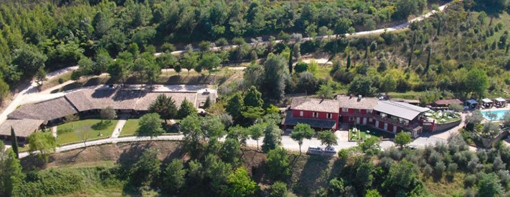 فندق Il Poggio Dei Pettirossi بيفانيا المظهر الخارجي الصورة